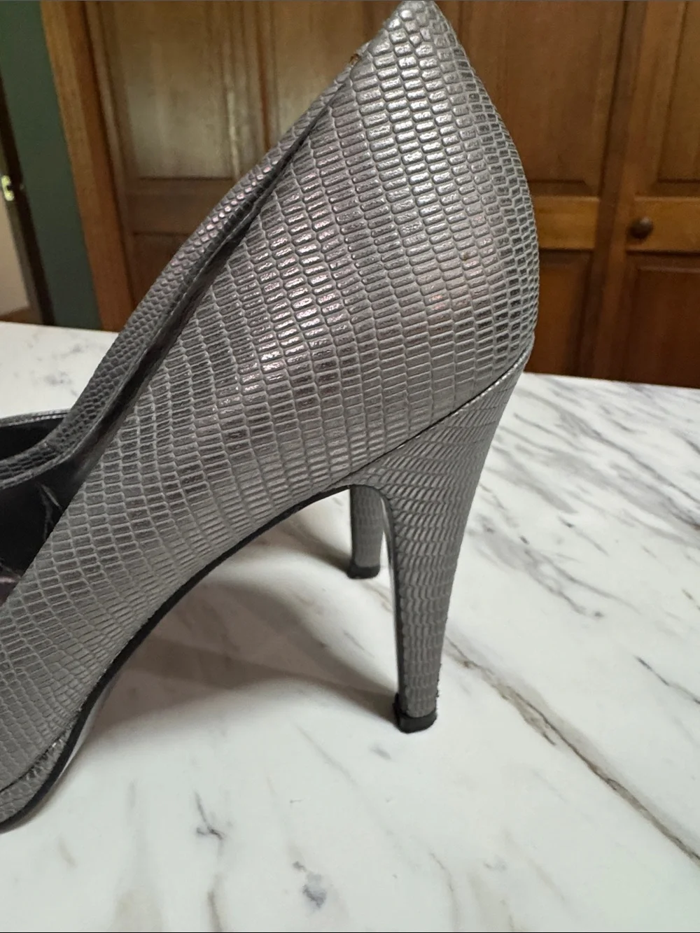 Nine West Silver-Gray Textured Pointed-Toe Pumps